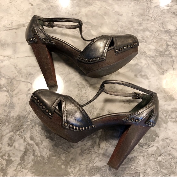 Prada Gunmetal Open Toe Platforms - Picture 4 of 15